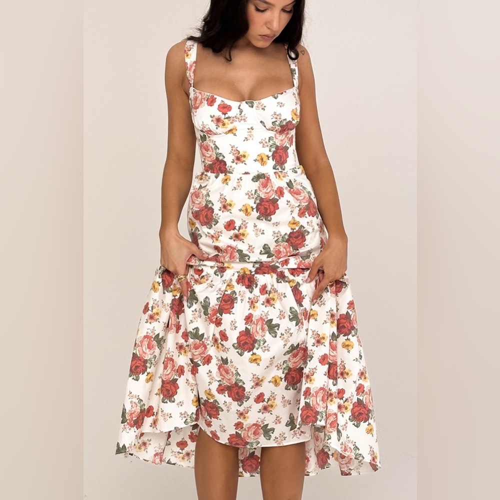 House of CB Elia Italian Rose Print Cotton Midi Sundress Plus cup - Picture 6 of 7